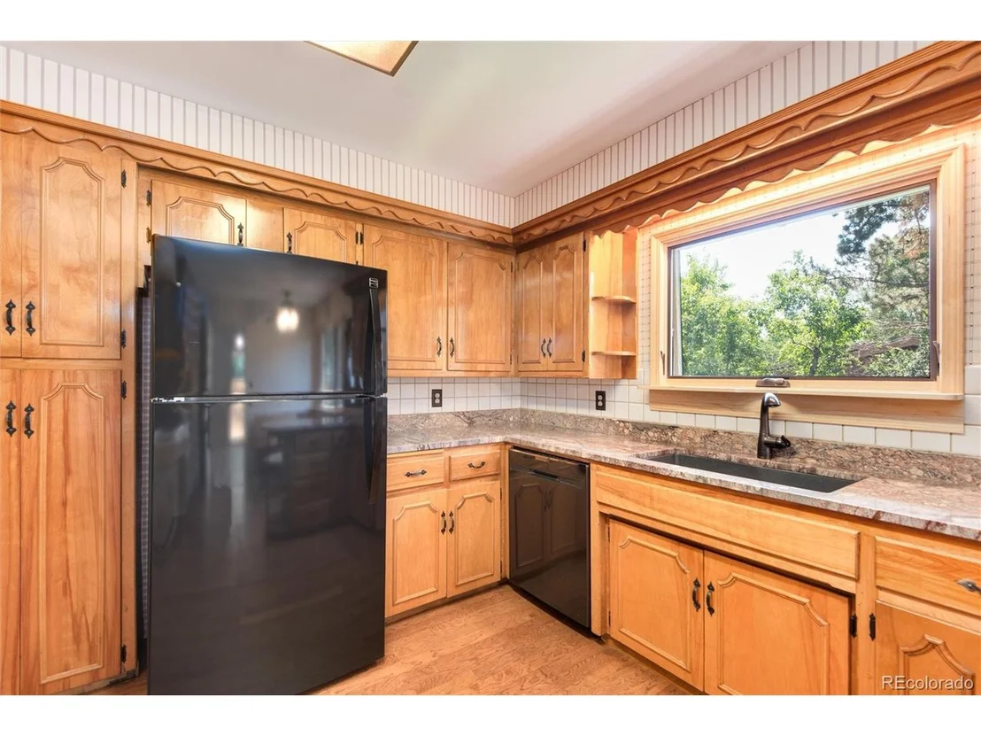 Photo of 13050 Willow Ln