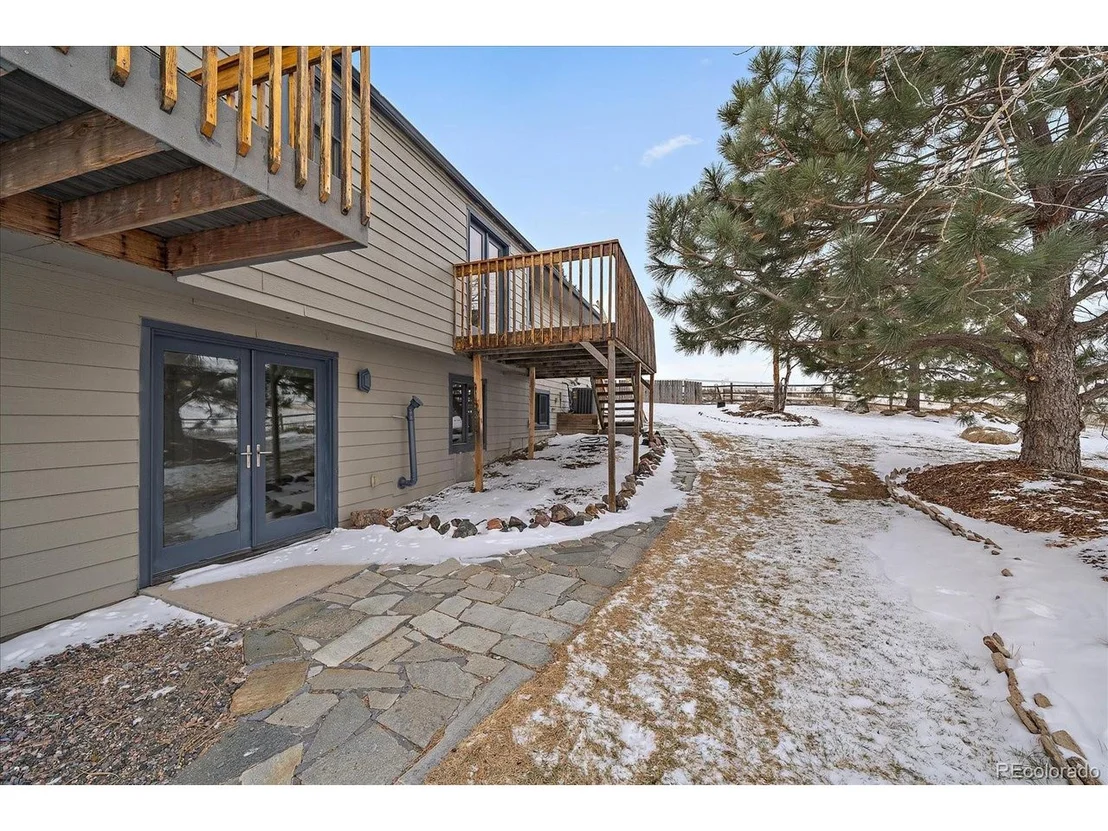 Photo of 45853 Stagecoach Rd