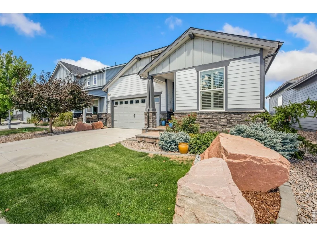 Photo of 4347 Bluffview Dr