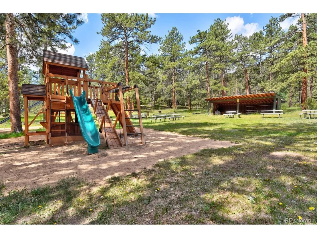 Photo of 91 Hickory Dr