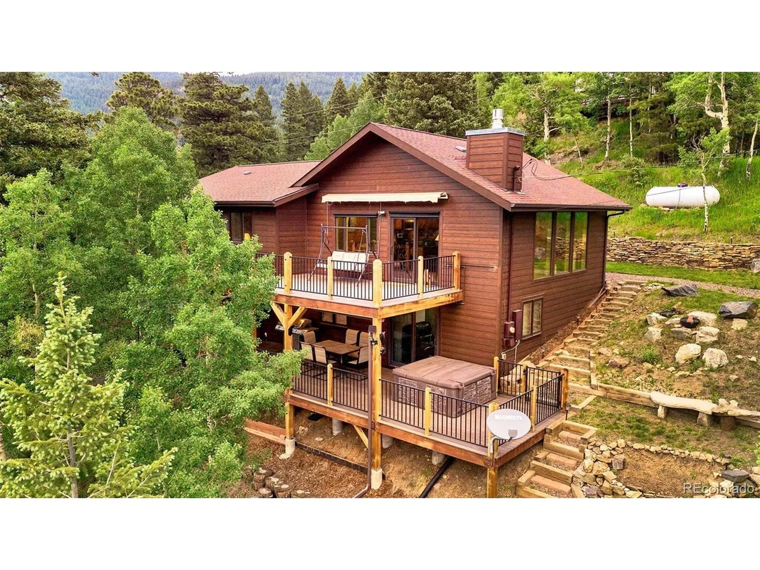 Photo of 734 Aspen Pl