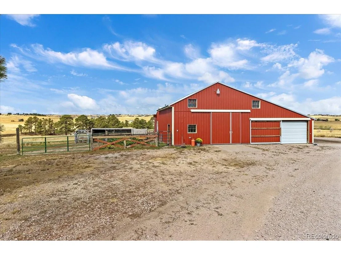 Photo of 32131 Private Road 7