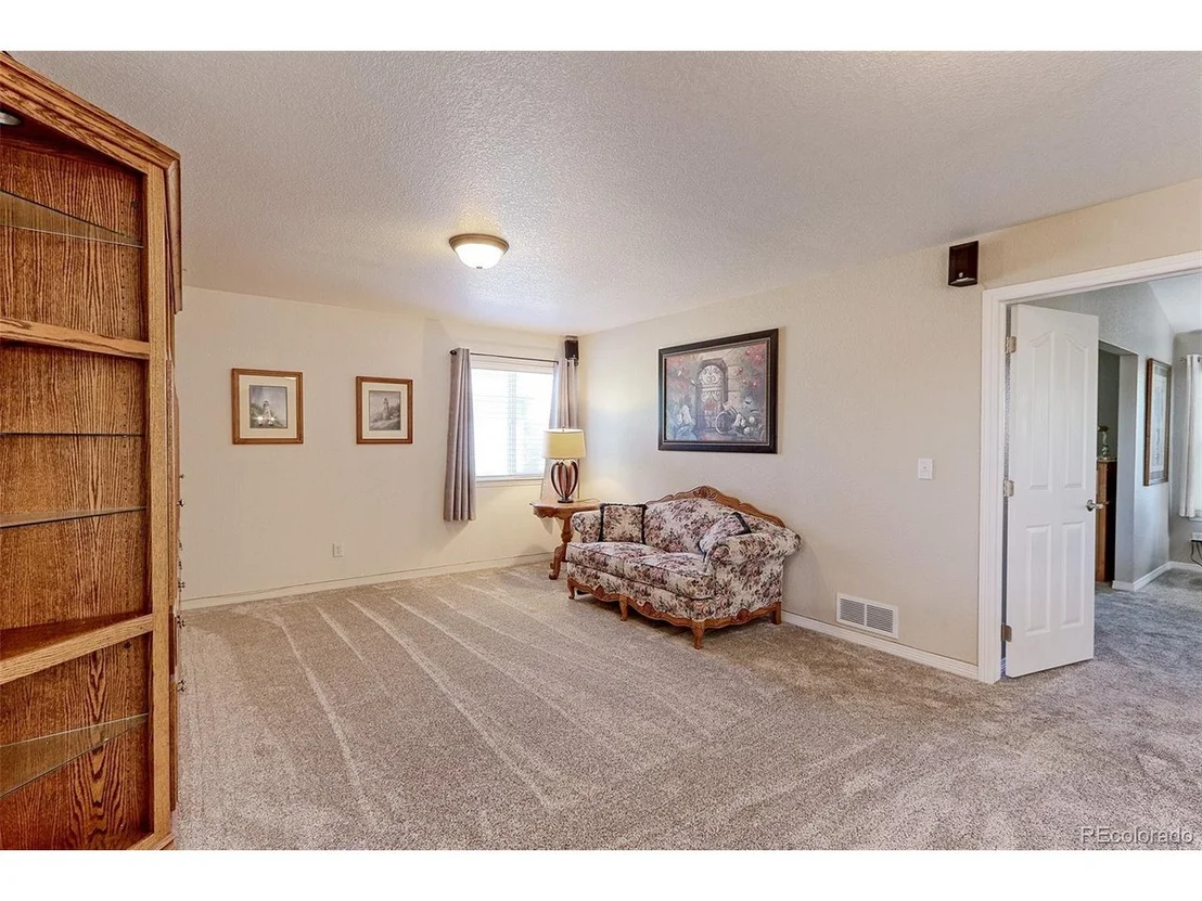 Photo of 12543 Locust Way