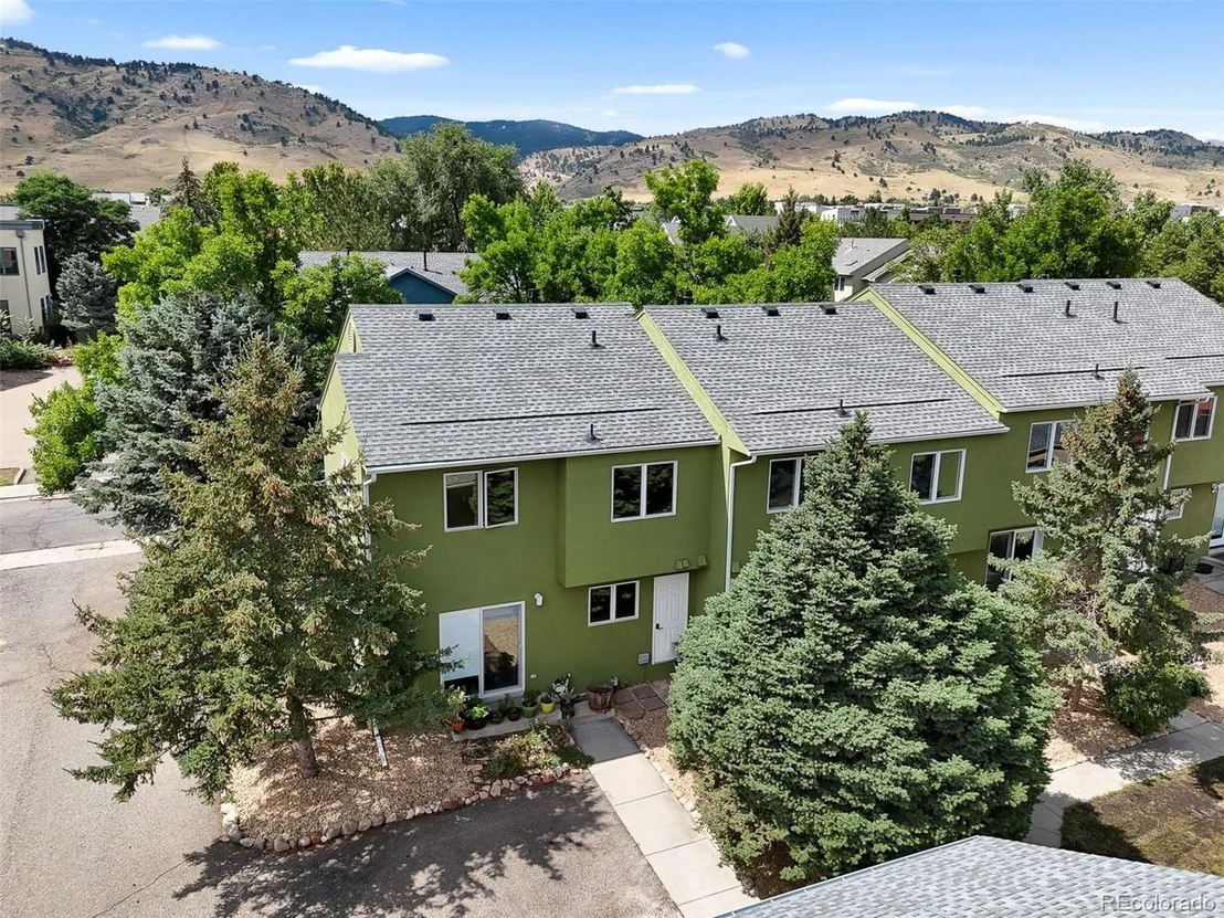 Photo of Unit B at 4620 15th St