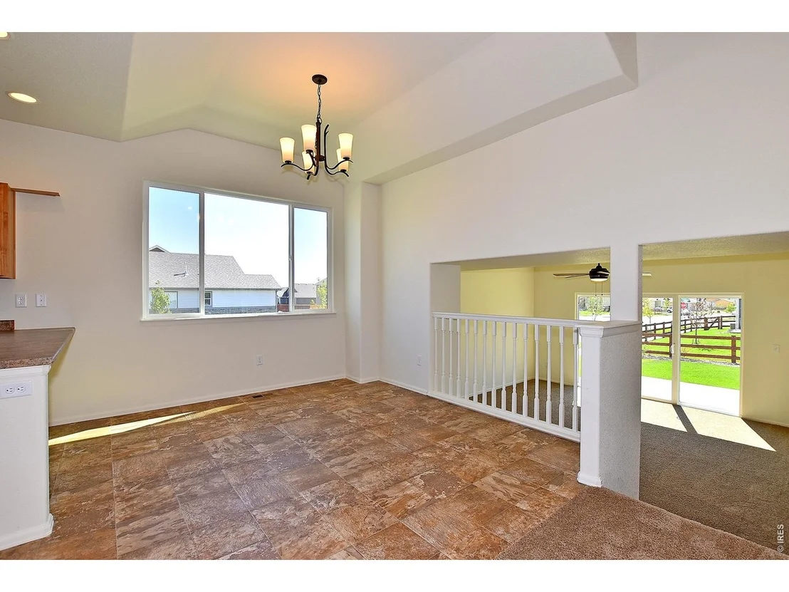Photo of 2400 Juno Ln