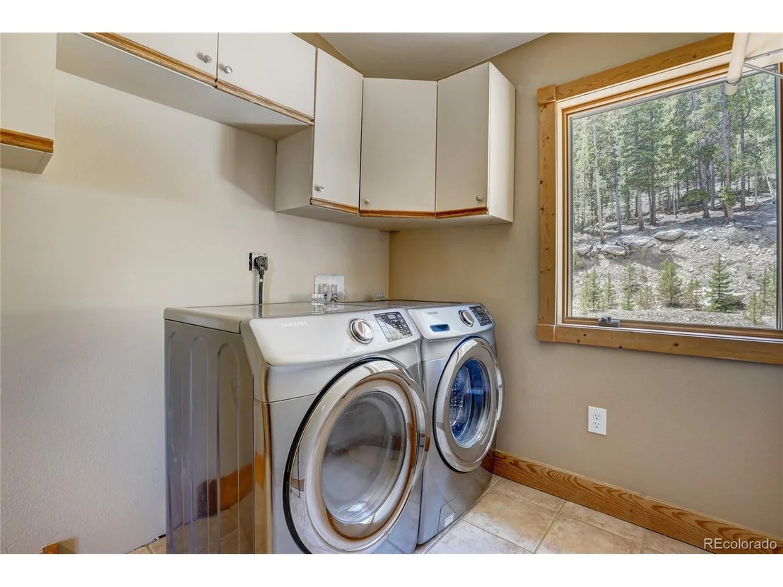 Photo of 449 Squaw Mountain Trl