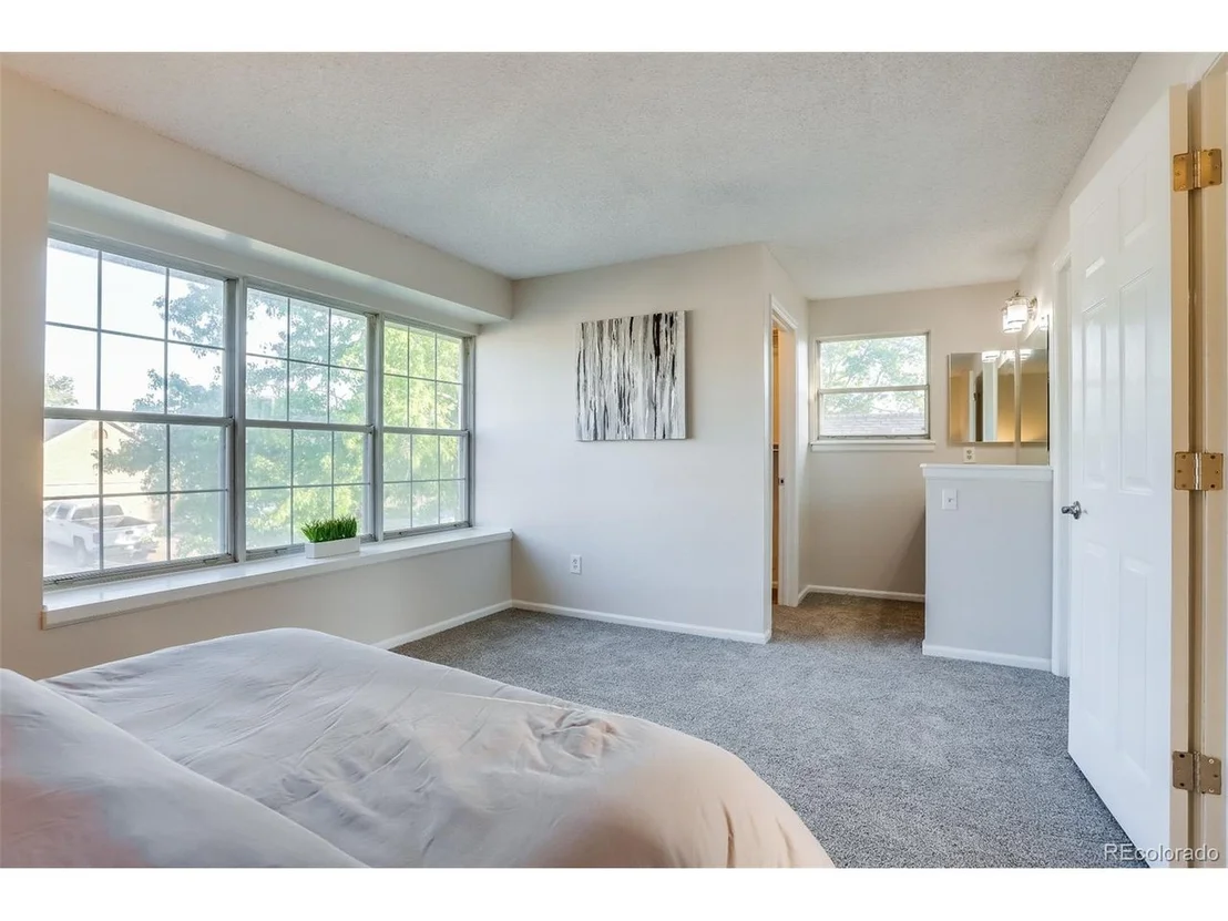 Photo of 4421 Eugene Way