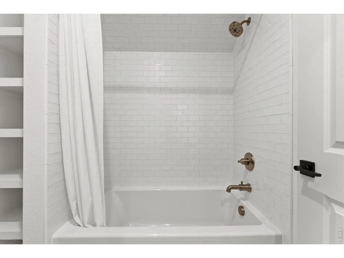 Photo of 37 Boxwood Dr