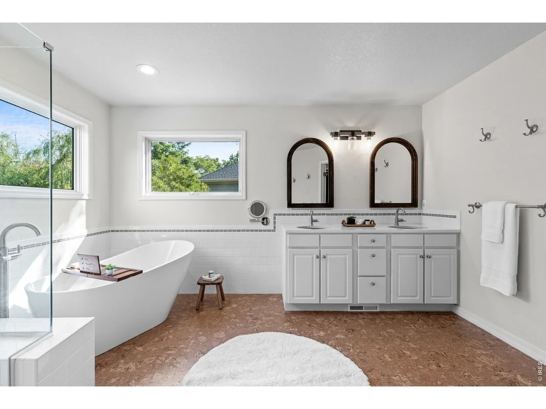 Photo of 3966 Montclair Ln