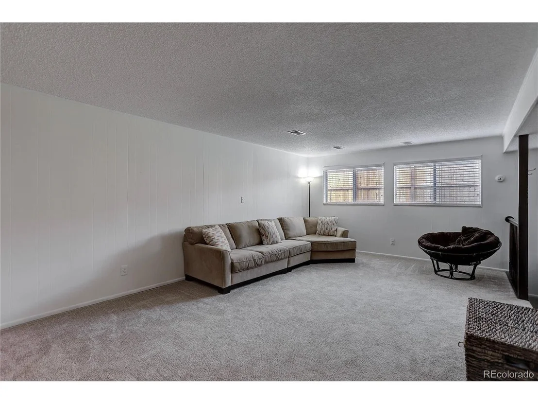 Photo of 6785 Xenon Dr