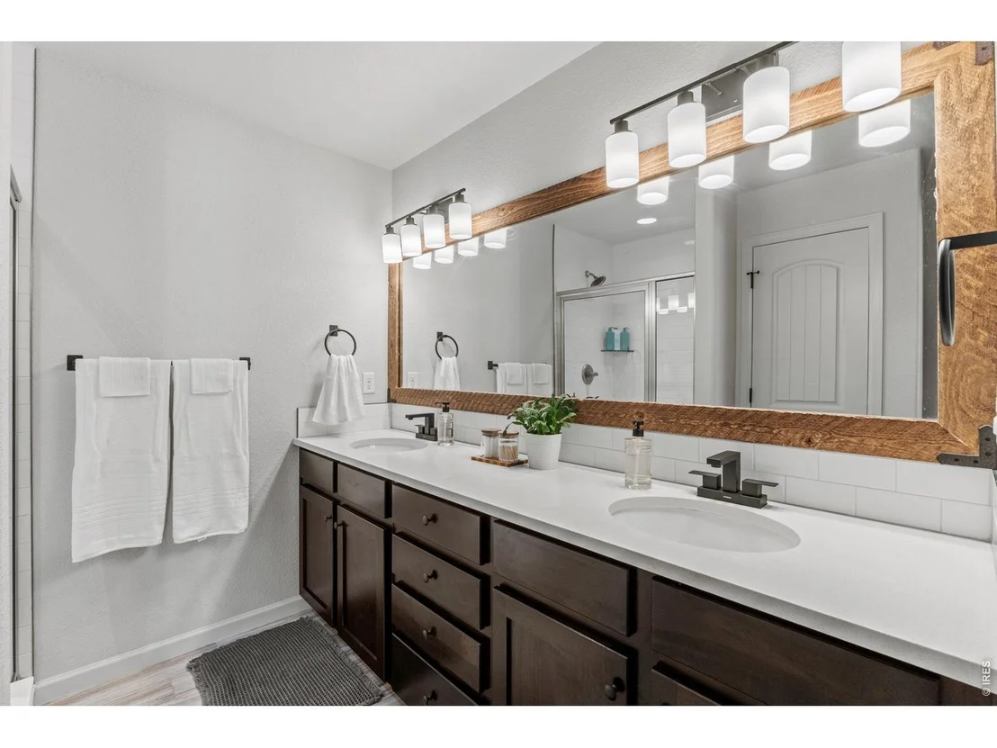 Photo of 2610 Shooting Star Way