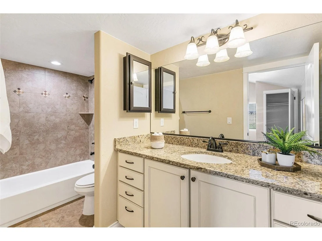 Photo of 828 Legacy Trl