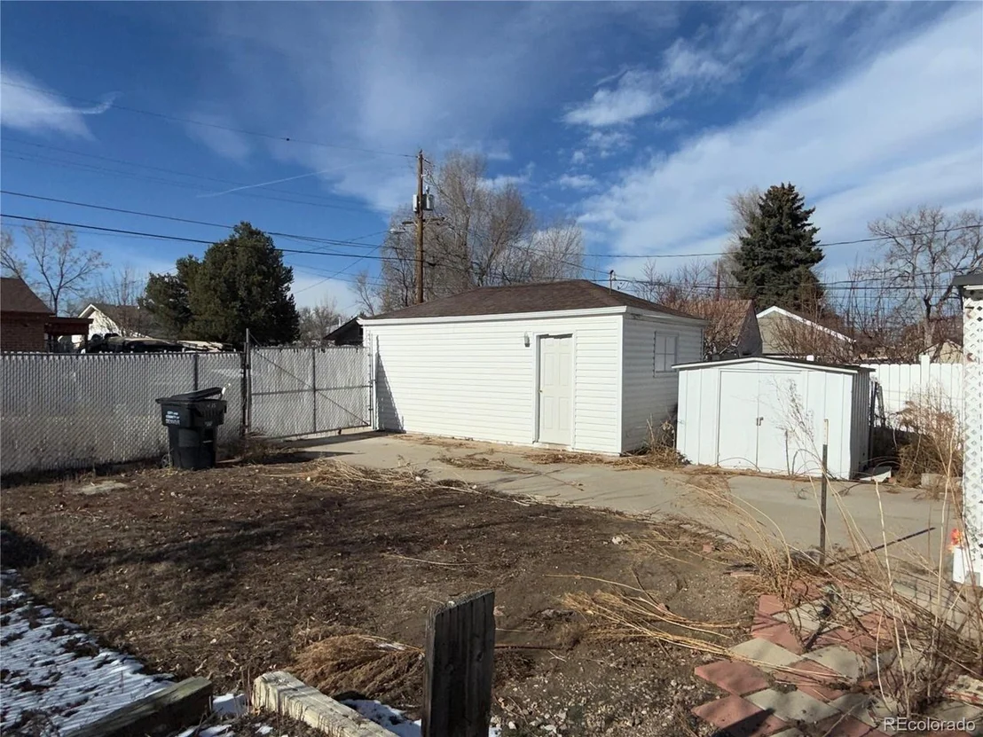 Photo of 435 Perry St
