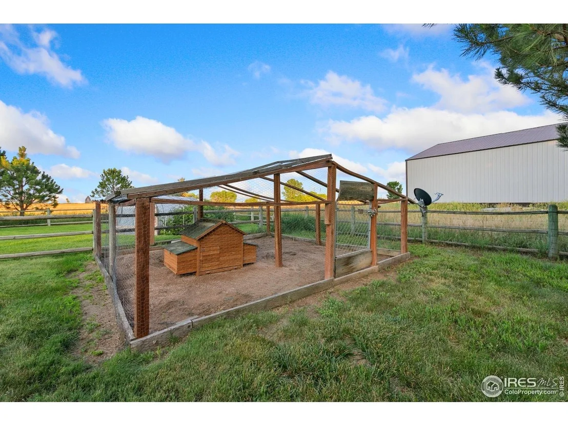 Photo of 32570 Stagecoach Rd