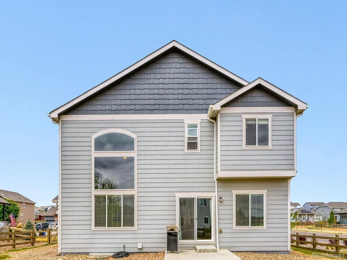 Photo of 503 Mount Rainier St