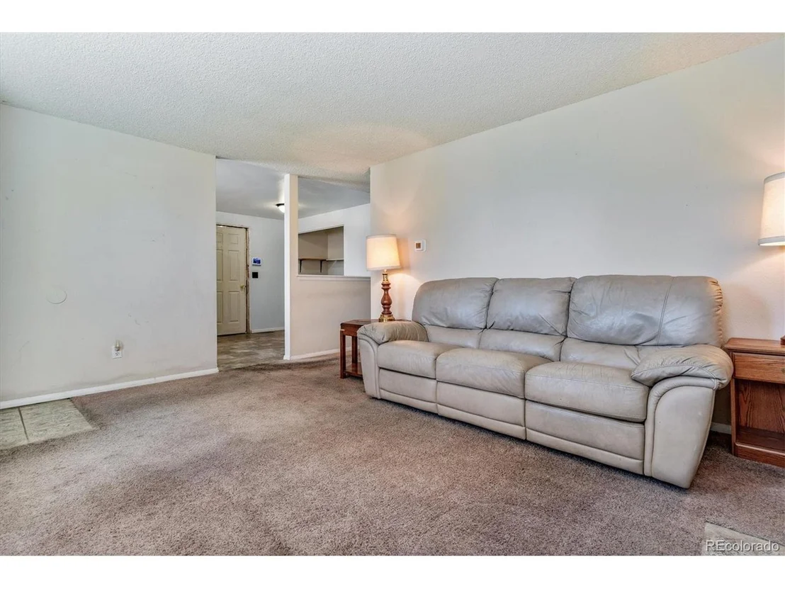 Photo of 5155 Deephaven Ct