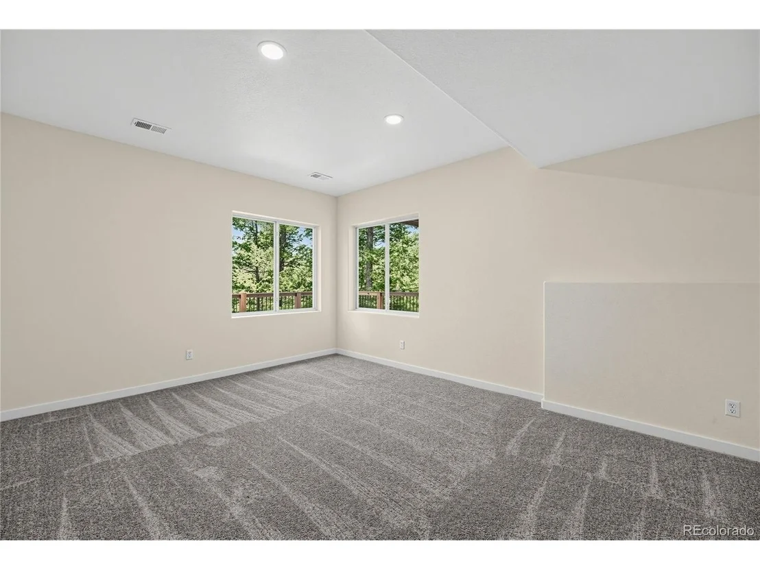 Photo of 100 Elk Valley Way