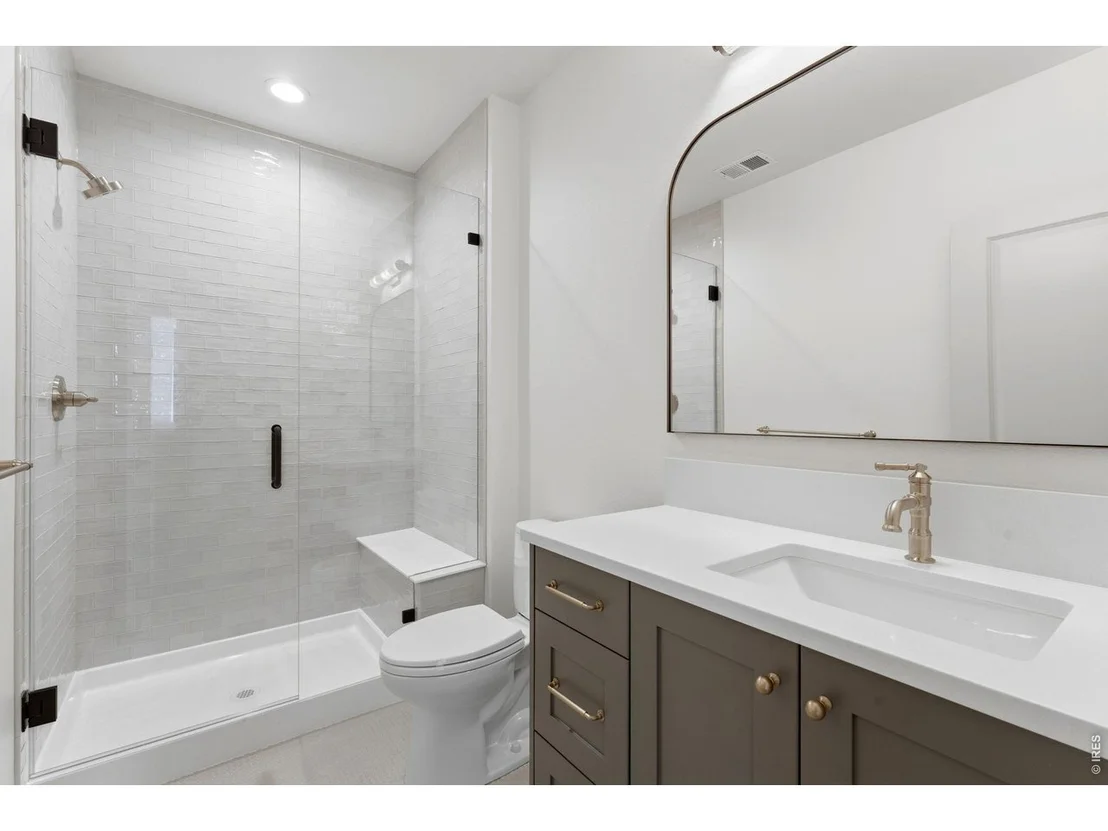 Photo of 37 Boxwood Dr