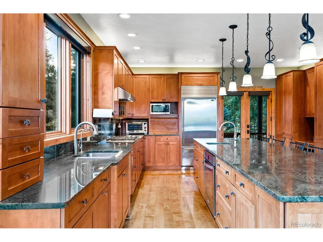 Photo of 657 Stagecoach Dr