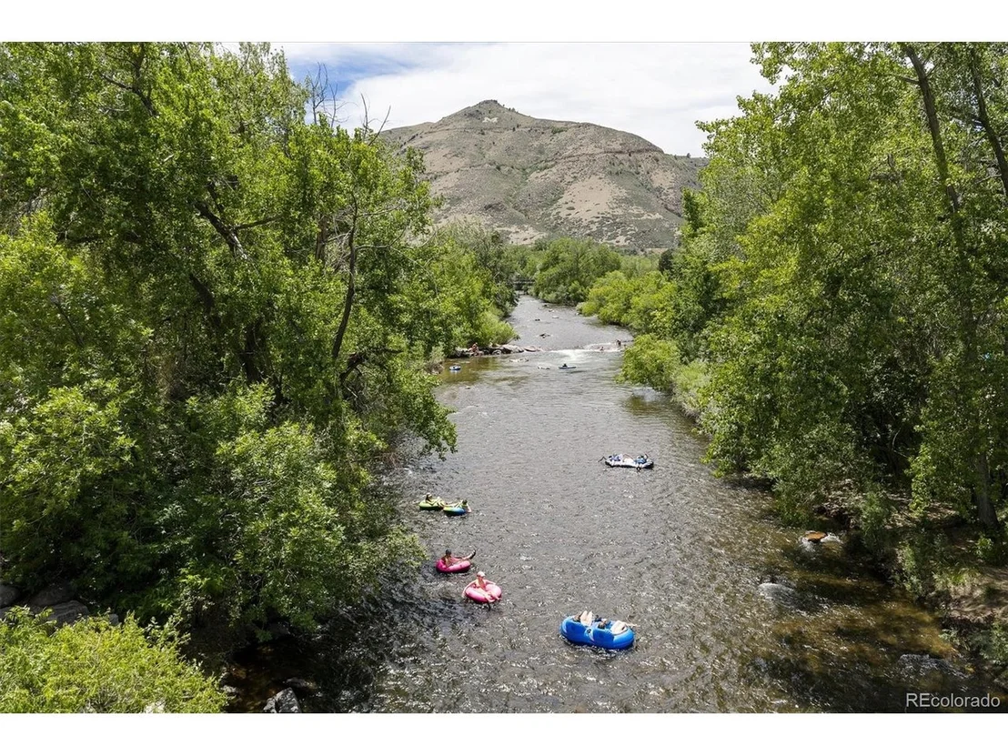 Photo of 5686 Zircon Way