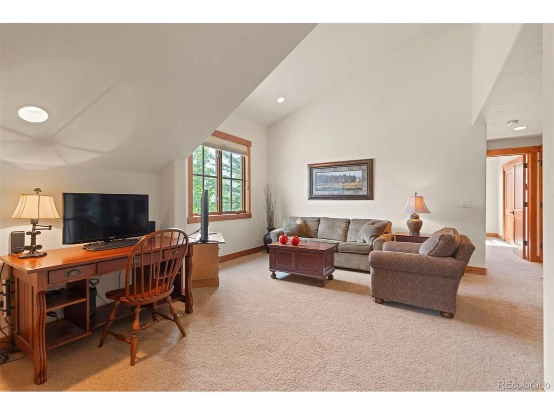 Photo of 131 Talon Cir