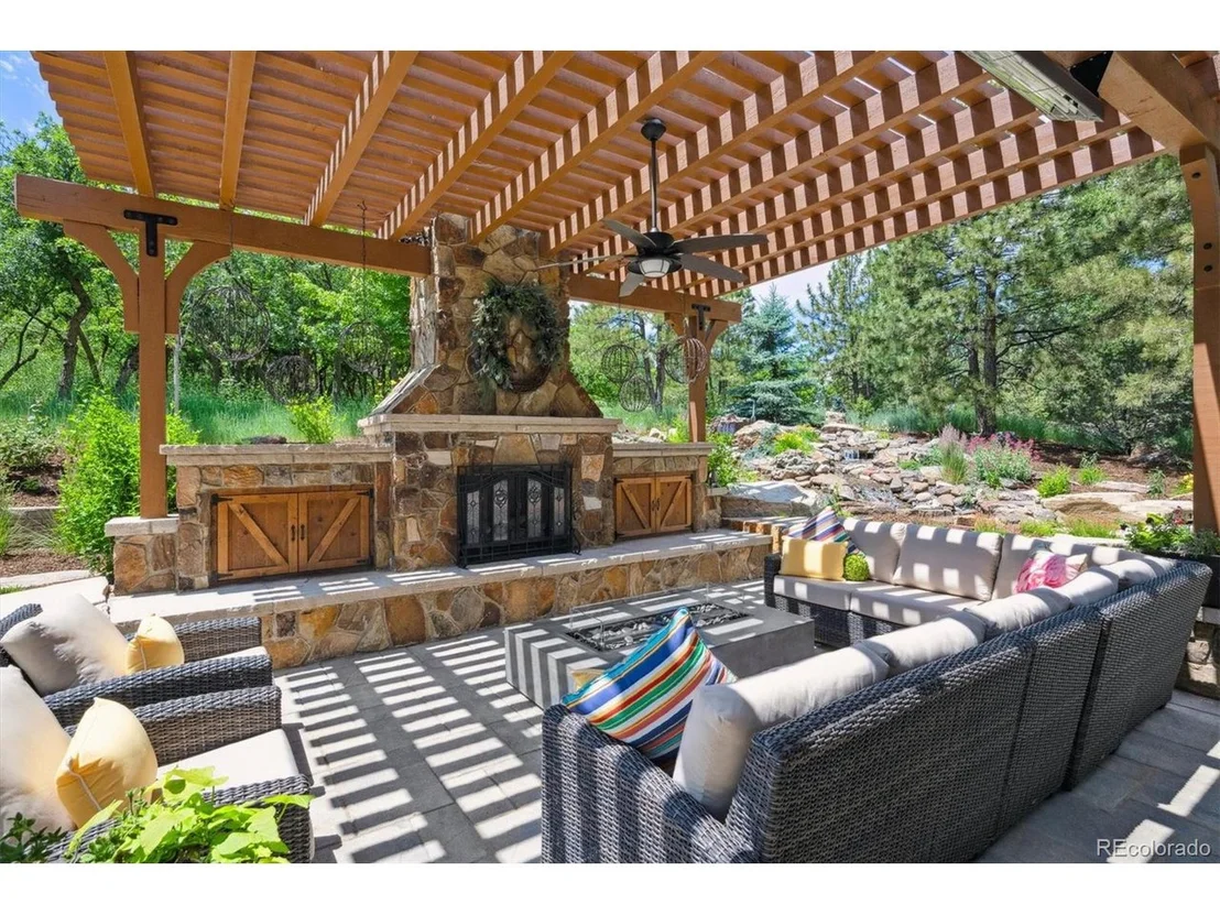 Photo of 6100 Huron Ln