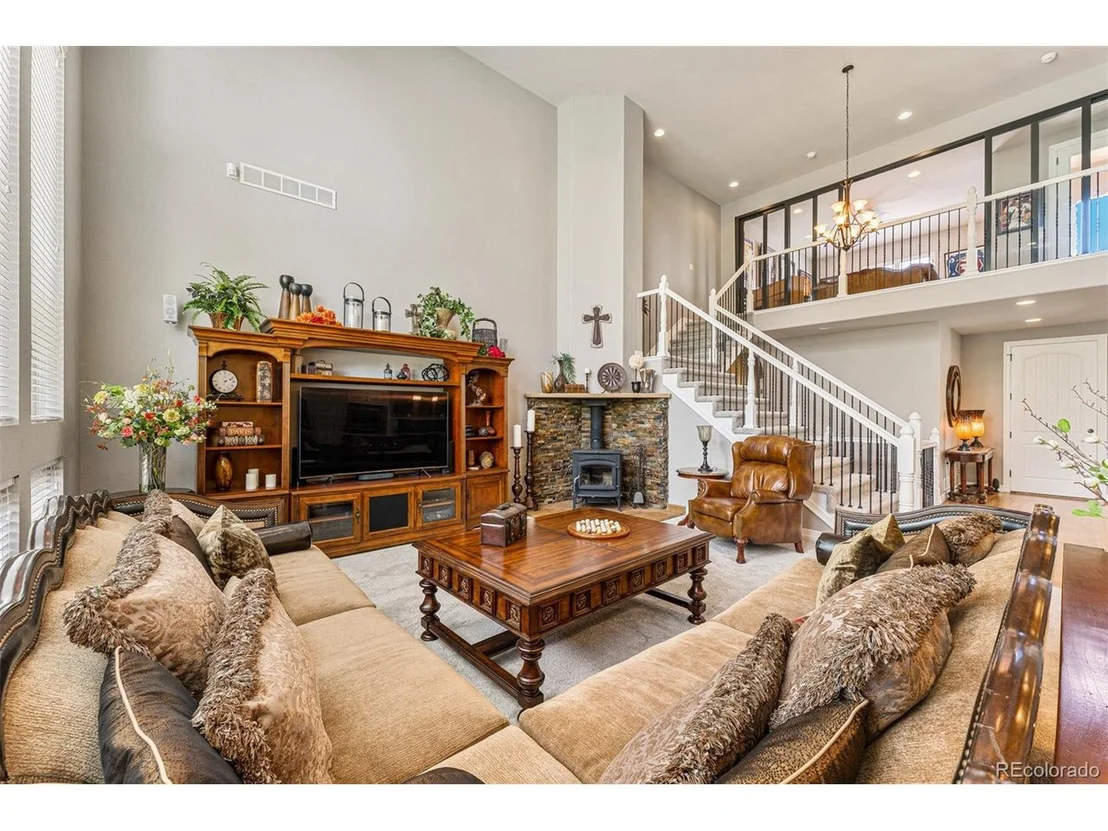 Photo of 9721 Sunset Hill Pl