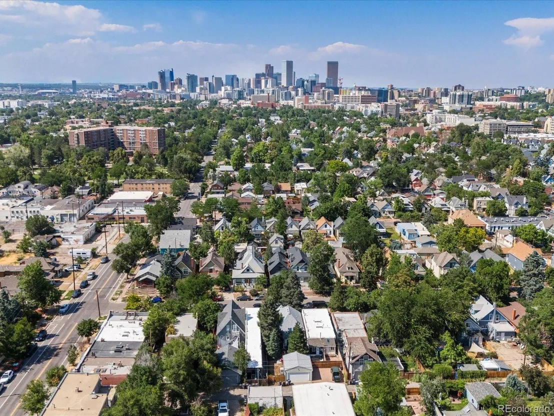 Photo of 176 W Maple Ave