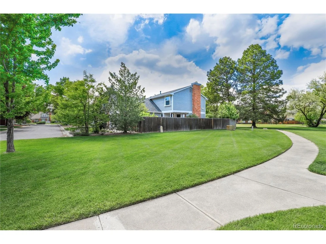 Photo of 8760 Independence Way
