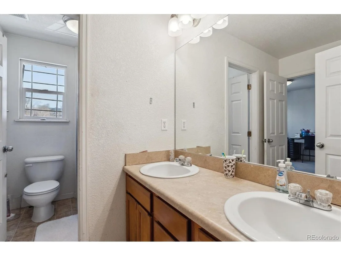 Photo of 8492 Tejon Way