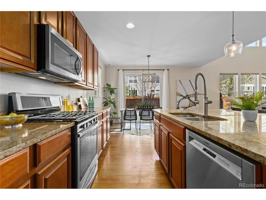 Photo of 381 Rainbow Ln