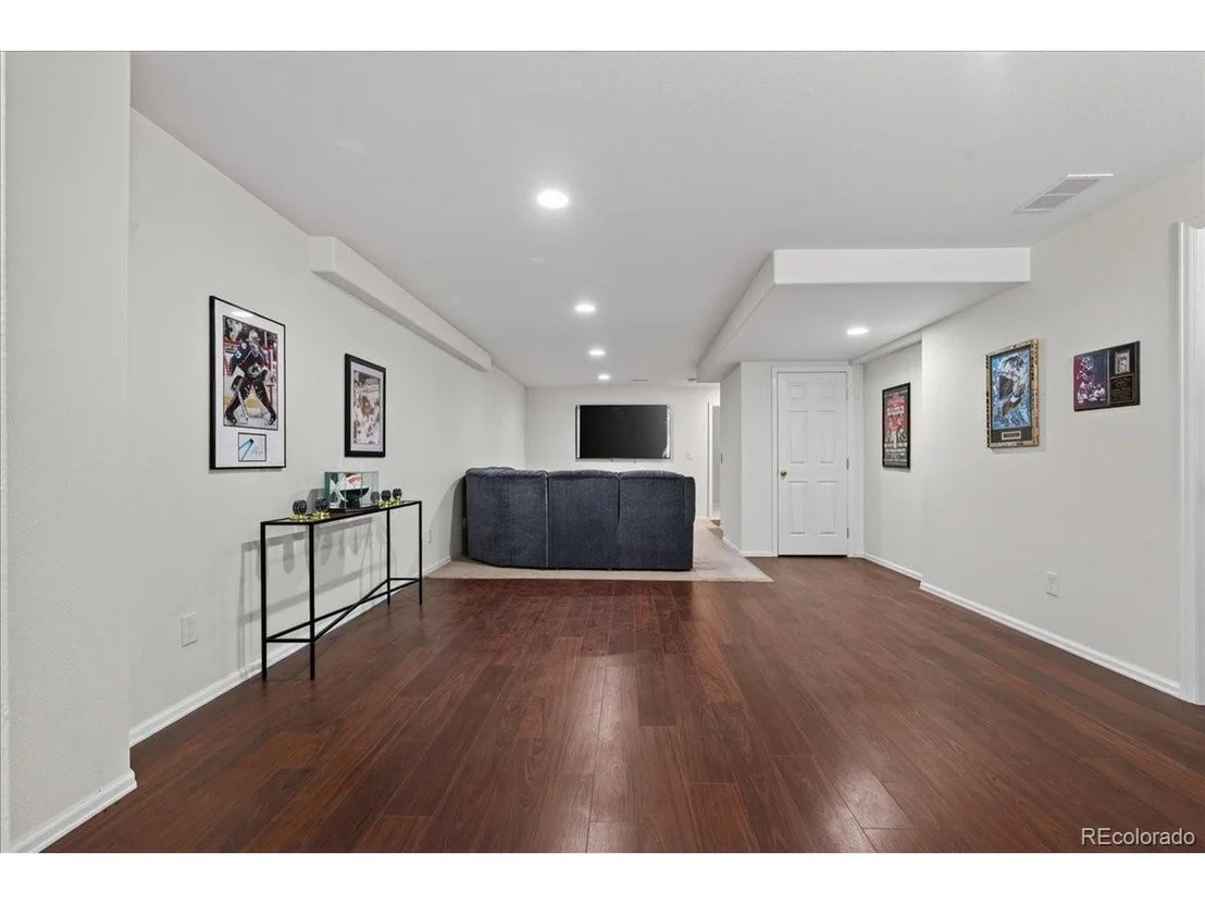 Photo of 6058 Rogers Cir