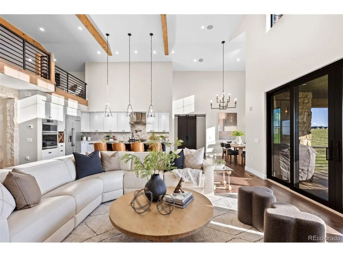 Photo of 2433 Fox View Trl
