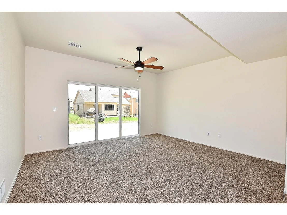 Photo of 619 86th Ave