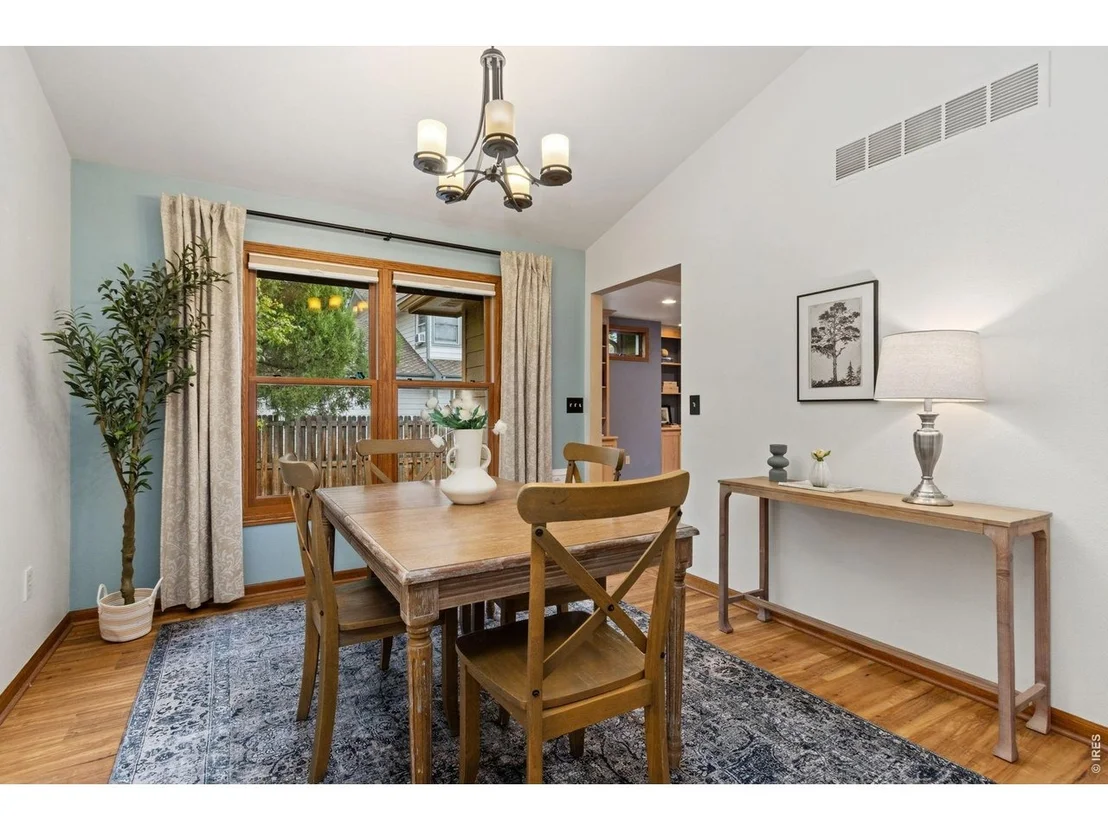 Photo of 1562 Faraday Cir