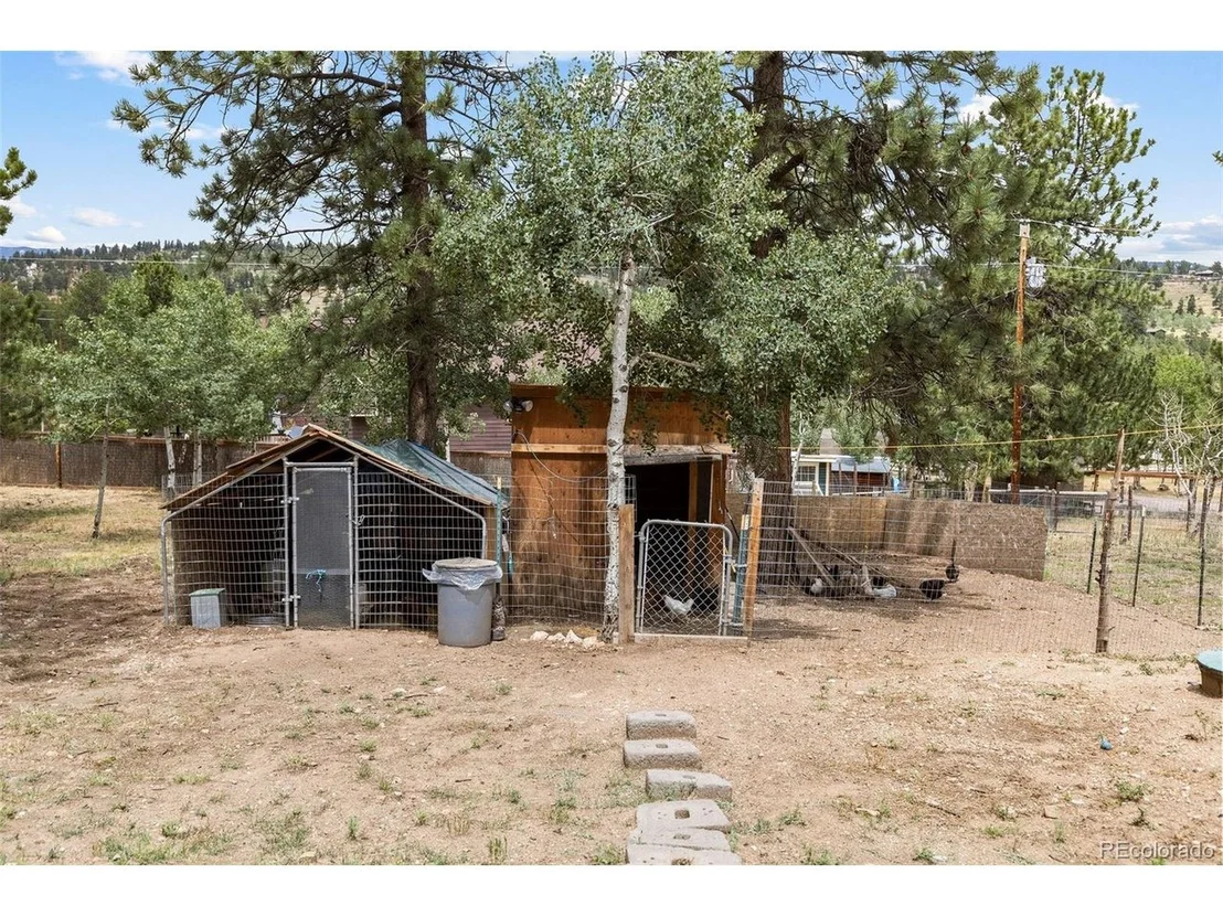 Photo of 41 Yew Ln