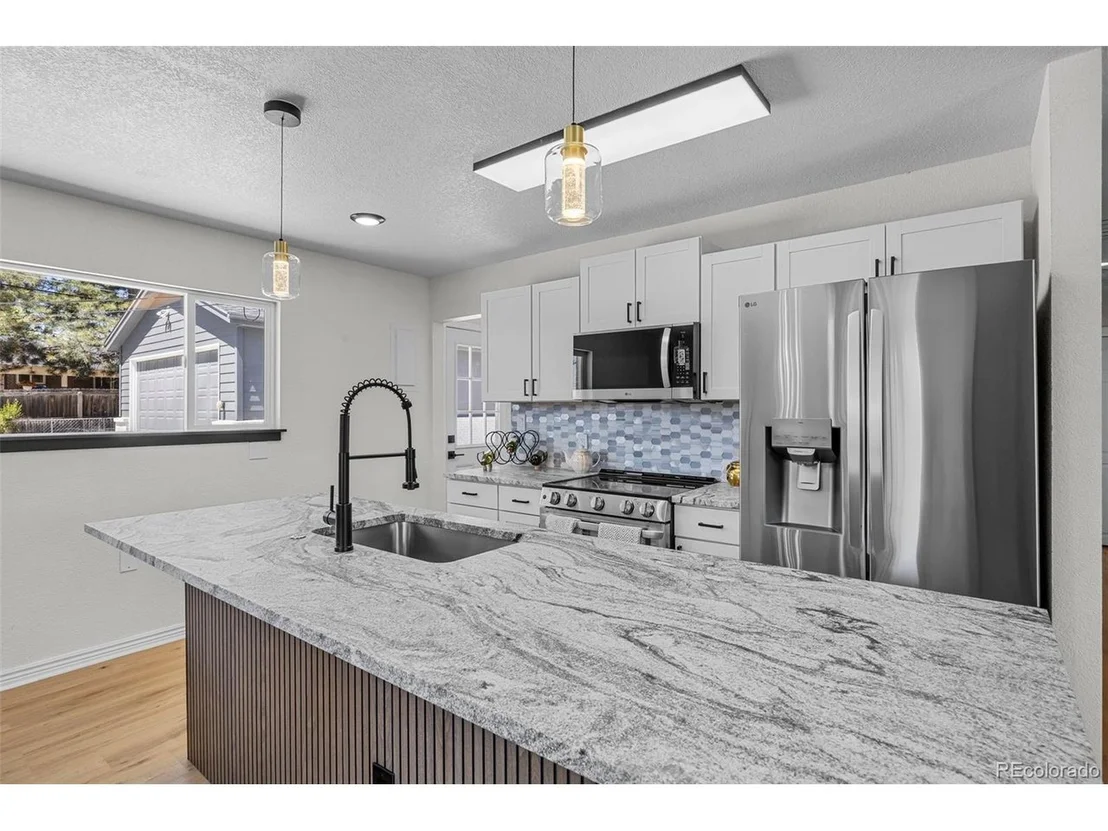 Photo of 6411 Marshall