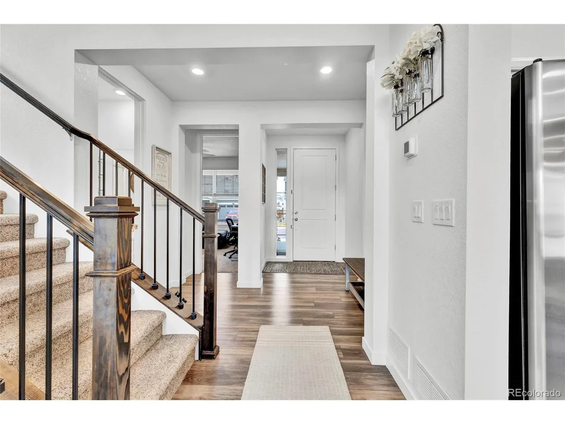 Photo of 1210 Horsetail Loop