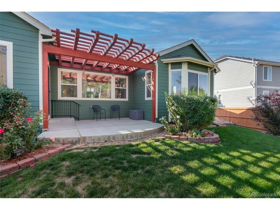 Photo of 15550 Carob Cir