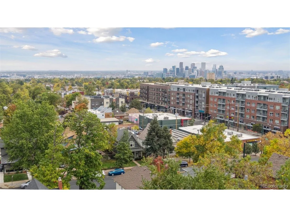 Photo of 3824 Lowell Blvd