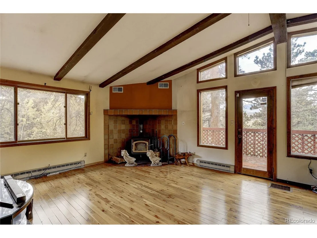 Photo of 26892 Main St