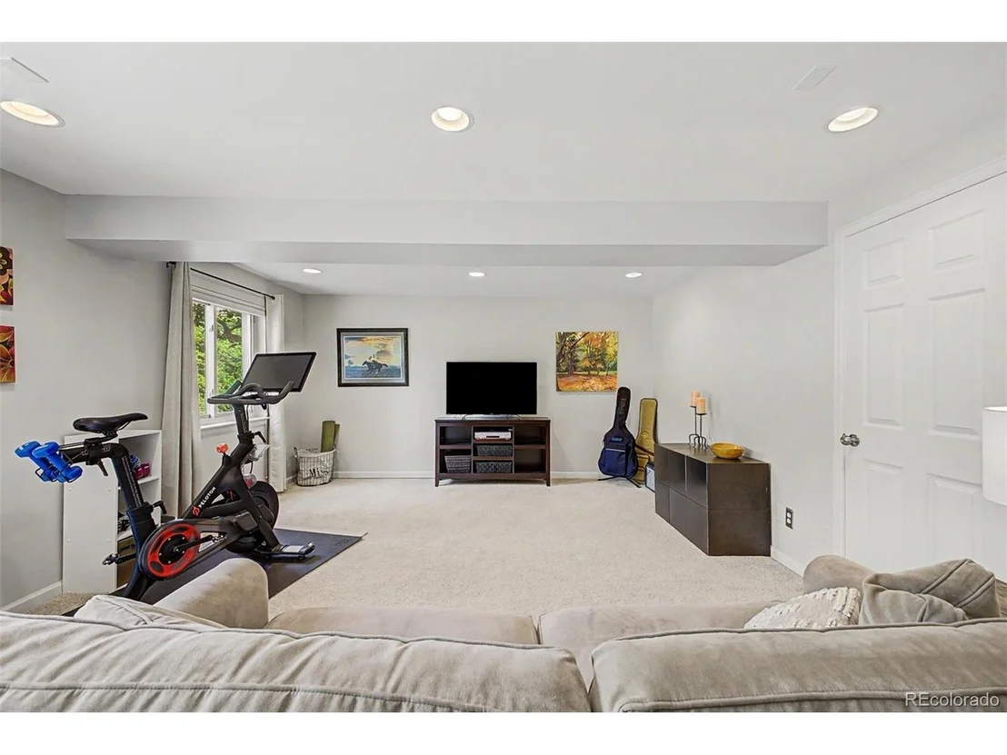 Photo of 1023 Meadow Run