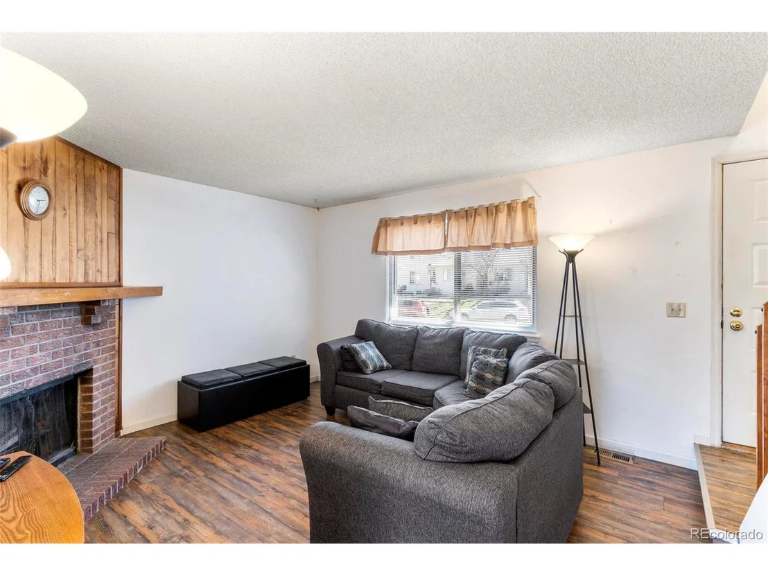 Photo of Unit D at 4249 S Mobile Cir