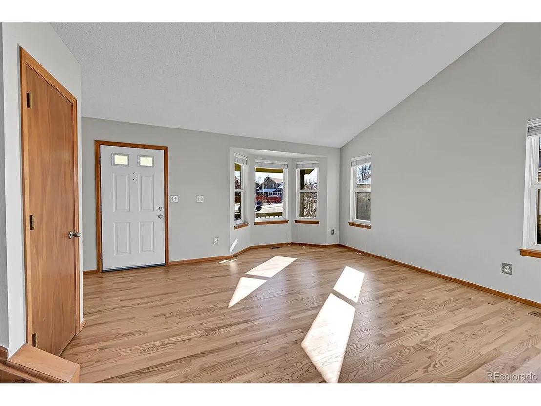 Photo of 6541 Devinney Ct
