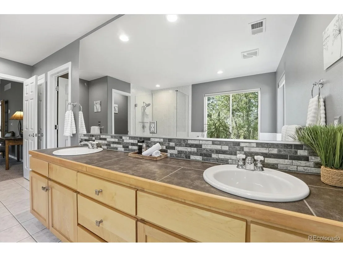 Photo of 1952 Amethyst Dr