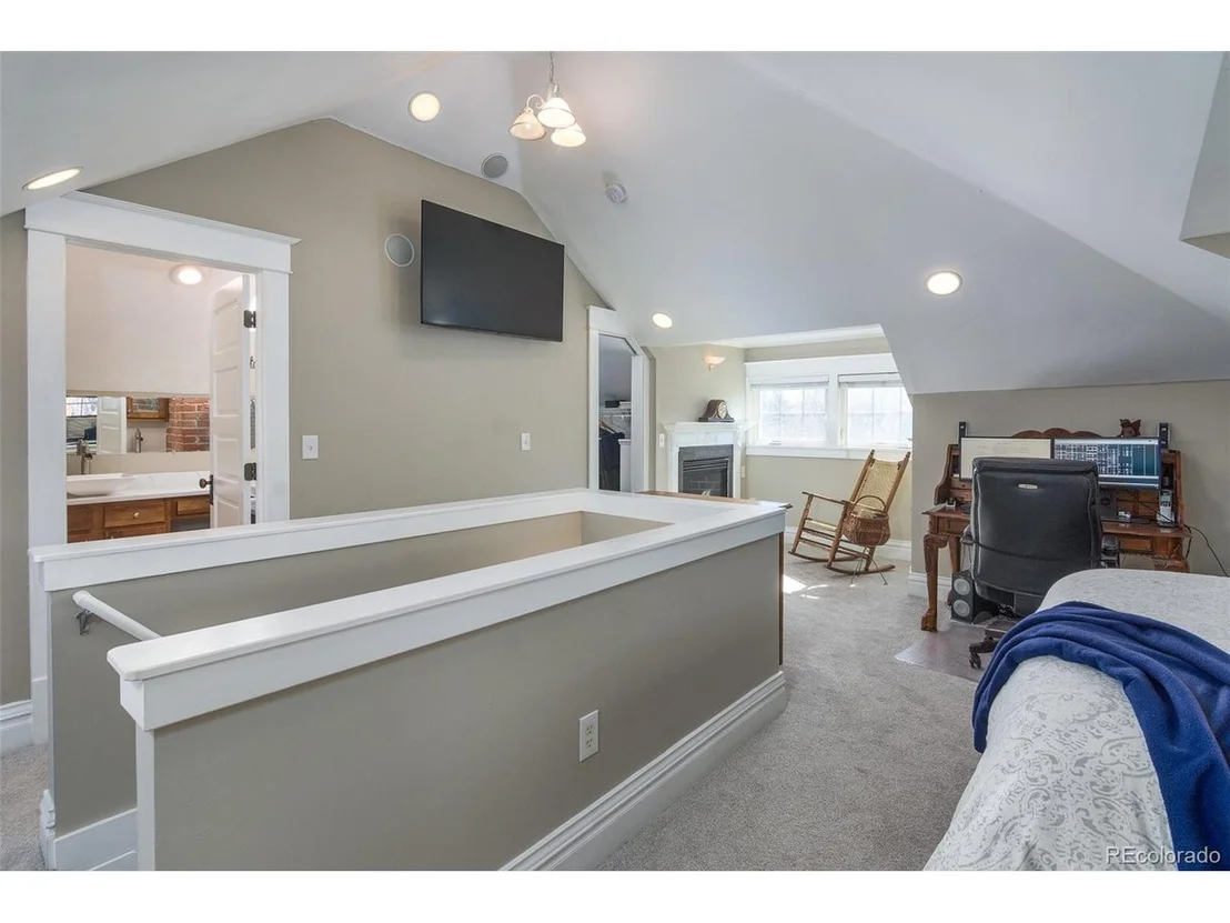 Photo of 1905 Iris Ave