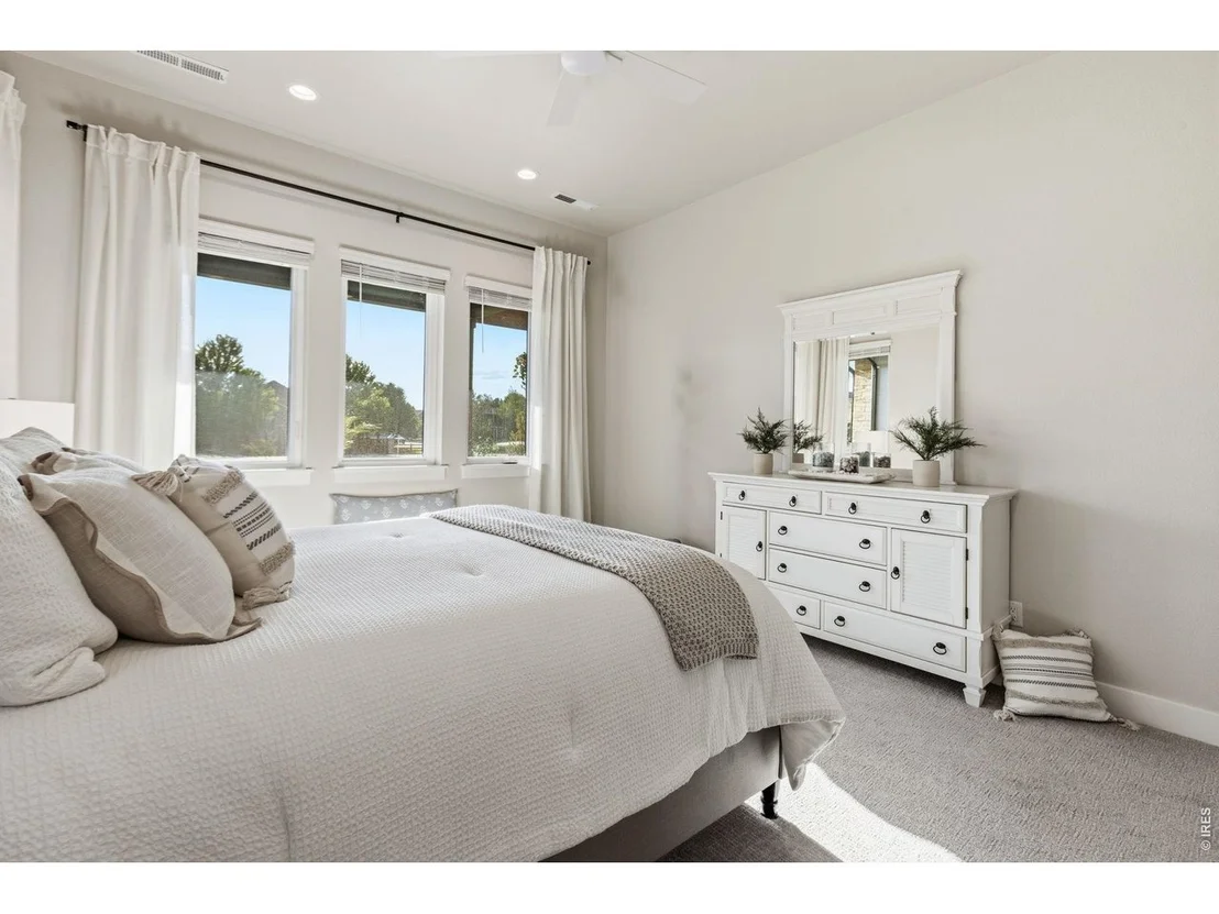 Photo of 1724 Barefoot Dr