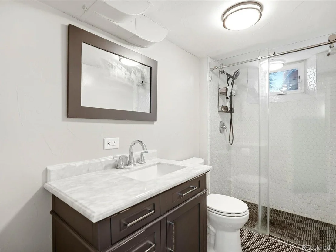 Photo of 2335 Kearney St