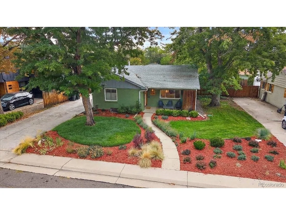 Photo of 5440 Hoyt Dr