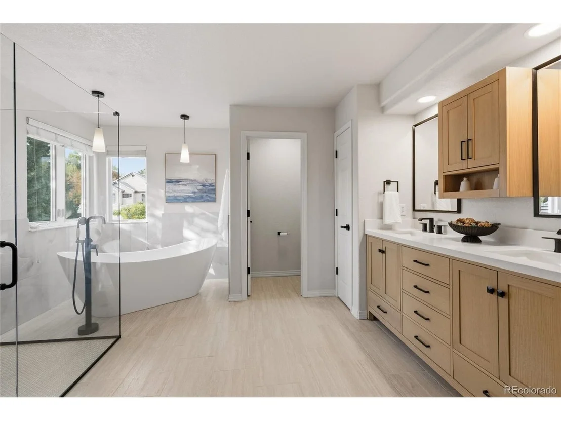 Photo of 16628 W 69th Cir